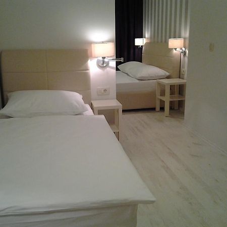 Pansion Bencun Otel Međugorje Oda fotoğraf